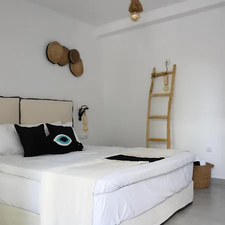 Angelos Boutique * Patitíri